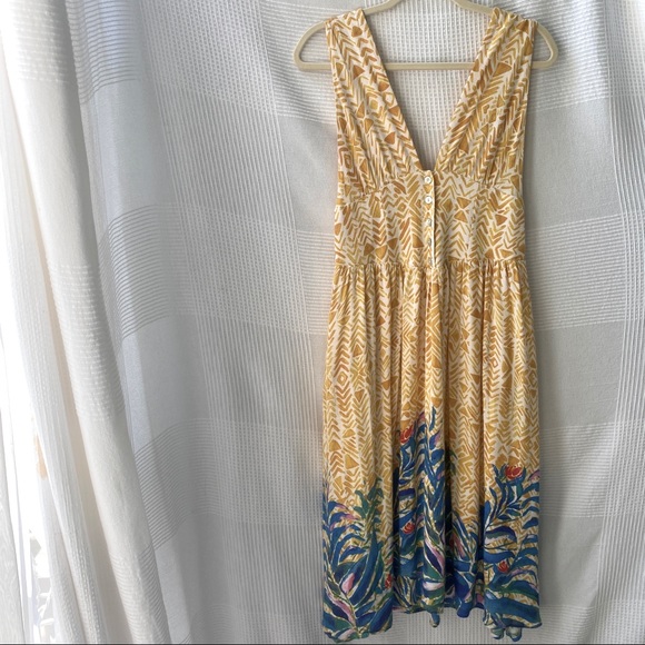 Free People Dresses & Skirts - Free People Watercolor Midi Size S